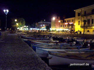 Boote in Bardolina am Gardasee